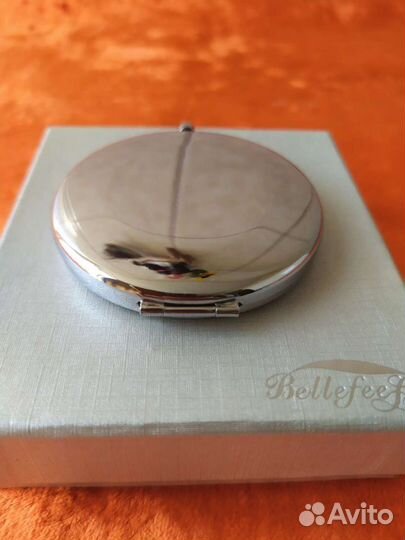 Зеркало косметическое