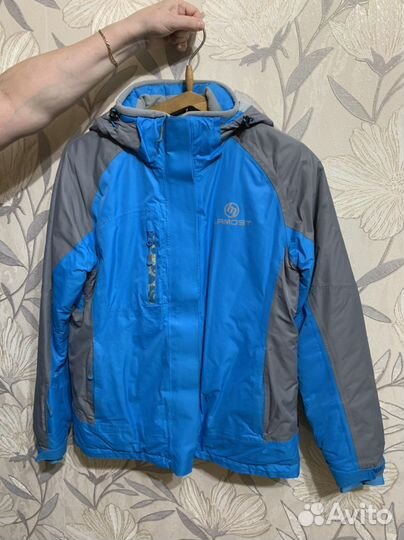 Куртка горнолыжная