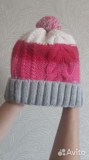 Шапка женская спортивная