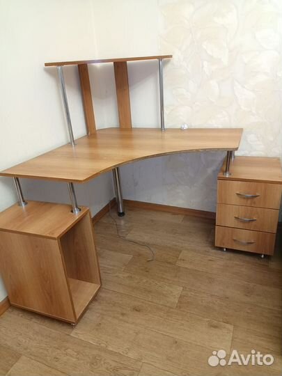 Компьютерный стол бу