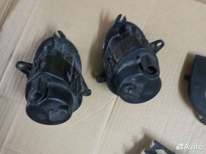 Audi A6 C5 (01-04) птф Hella решётки под птф