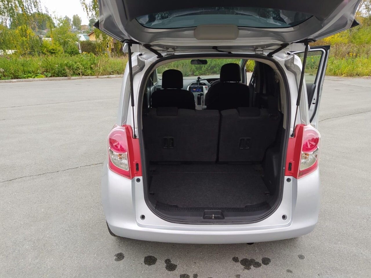 Toyota Ractis: фото из отзыва