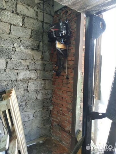 Подставка под лодочный мотор