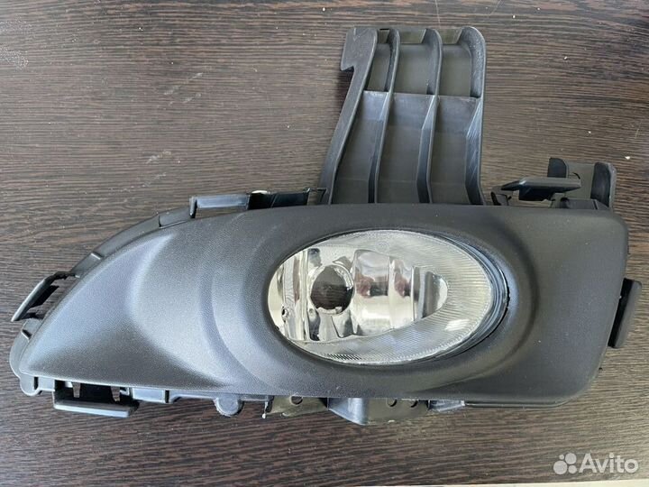 Противотуманная фара мазда 3