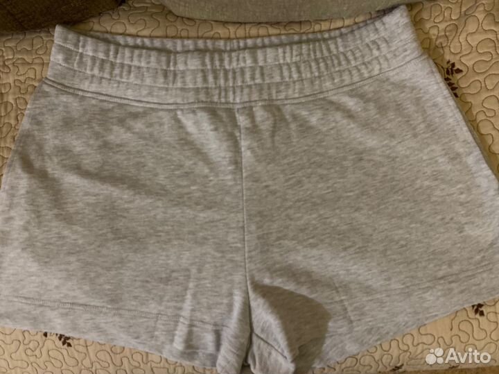 Шорты женские новые