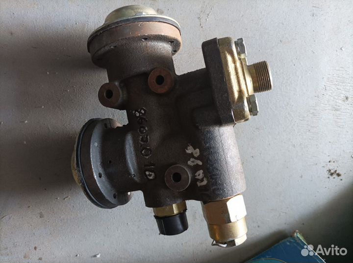 Кран управления подъема платформы 5511-8607010