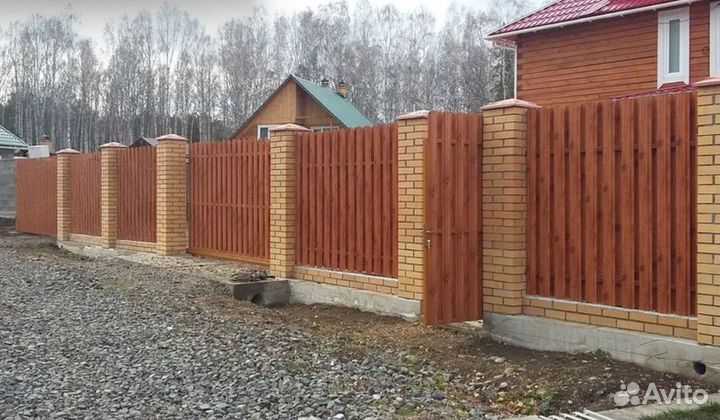 Забор металлический,ворота качественно