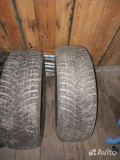 Michelin Latitude X-Ice North 3 215/60 R17