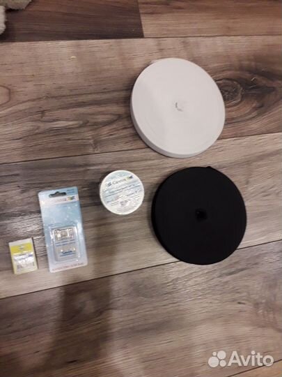 Резинка, иглы,нить для биссера