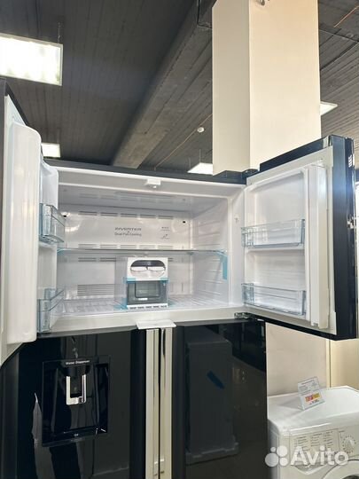 Холодильник Hitachi R-W 660 PUC7X GBK