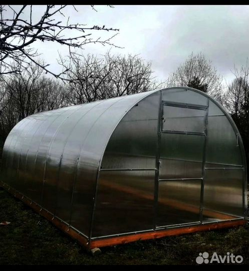 Теплица из поликарбоната