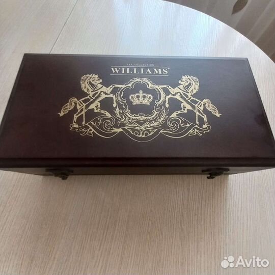 Коробка деревянная подарочная