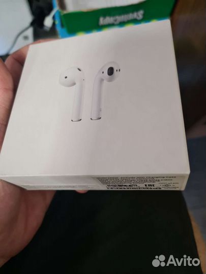 Беспроводные наушники apple airpods