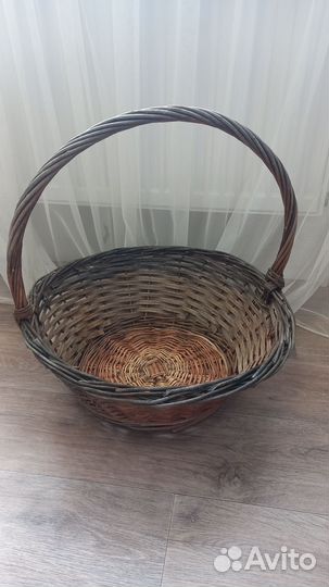 Корзины для цветов и подарков