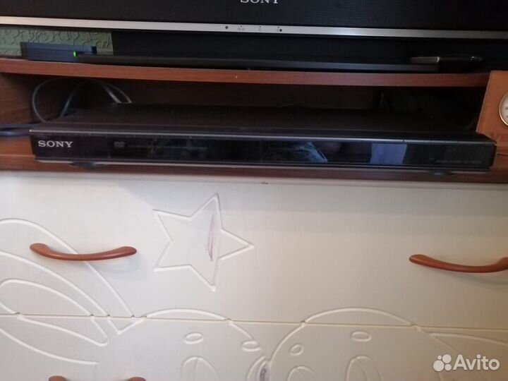 DVD плеер Sony