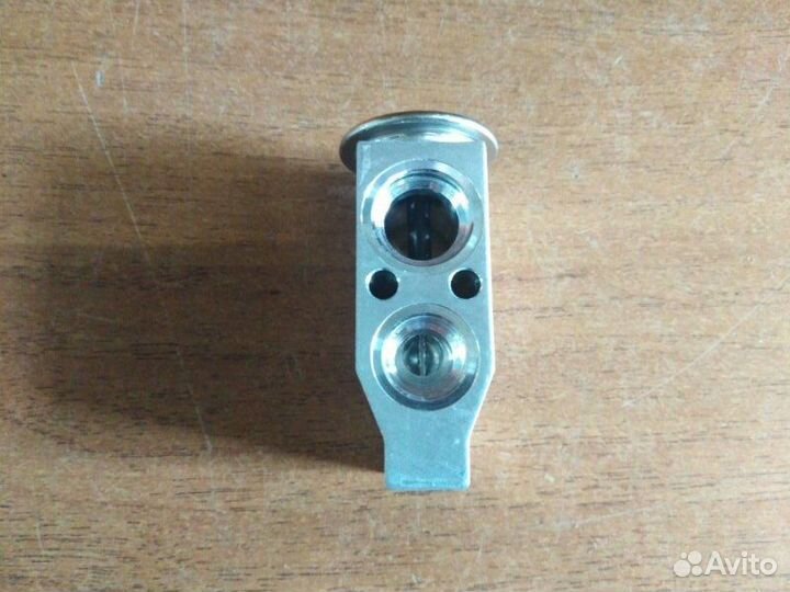 Клапан кондиционера Nissan Teana 2008 - 2013