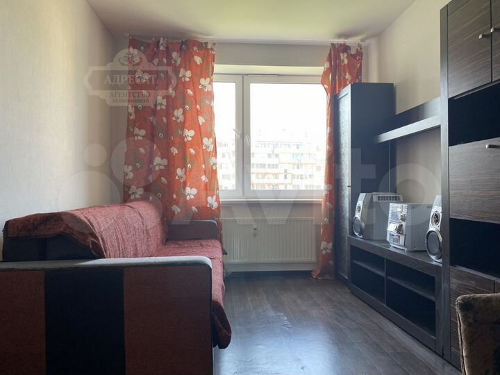 1-к. квартира, 38 м², 8/12 эт.