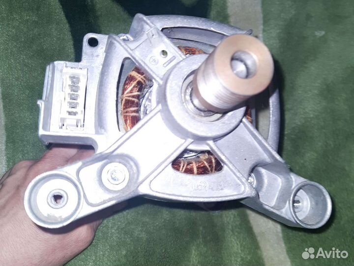 Двигататель стиральной машины