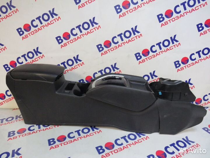 Подлокотник nissan X-trail T32