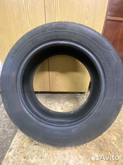 Kumho Power Grip KC11 215/60 R17 104