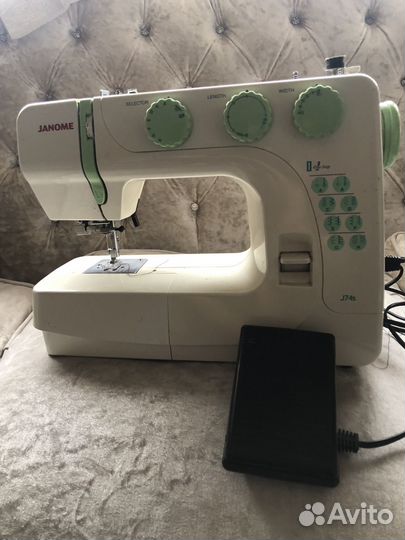 Швейная машина Janome бу