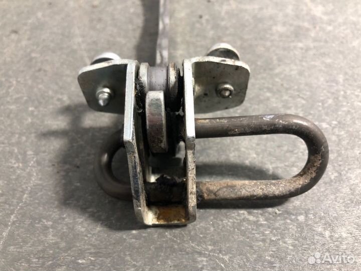 Ограничитель двери передний левый Chevrolet Viva