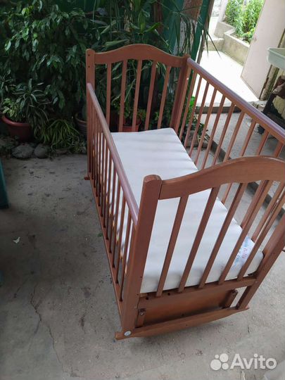 Кроватка детская с рождения с ортопед. матрасом