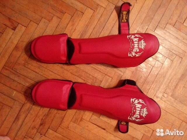 Продаю защиту(щитки), боксерские перчатки