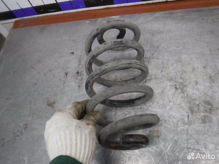 Пружина задняя левая Nissan X-Trail T31 MR20 2008