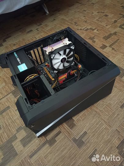 Процессор Intel цп Xeon SR0L7, LGA2011, E5 2643