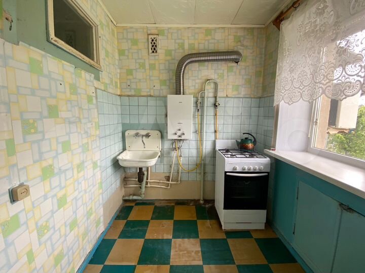 2-к. квартира, 42 м², 5/5 эт.