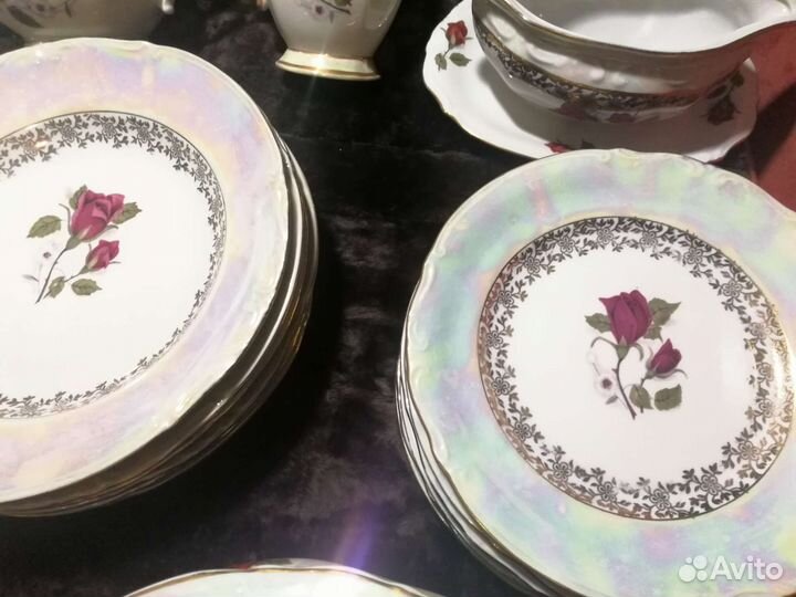 Столовый сервиз 