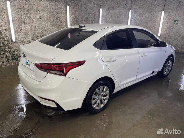 Hyundai Solaris 1.4 МТ, 2017, 303 000 км