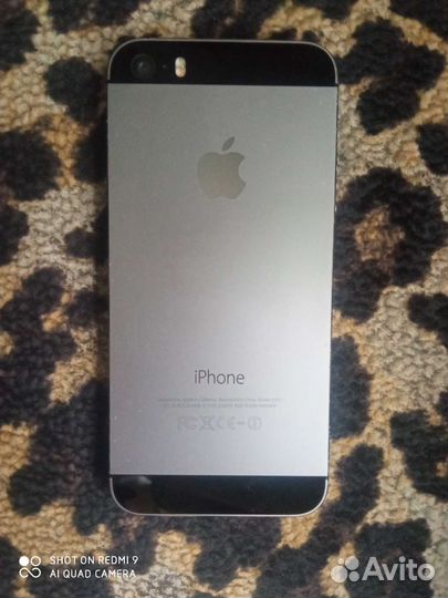 Телефон iPhone 5s