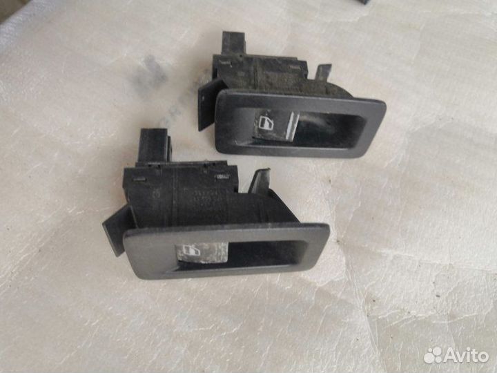 Кнопка стеклоподъемника Volkswagen Touran 1 2004