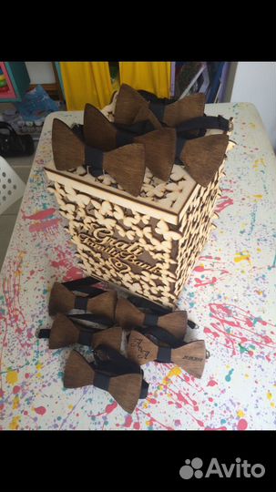 Галстук бабочка из дерева