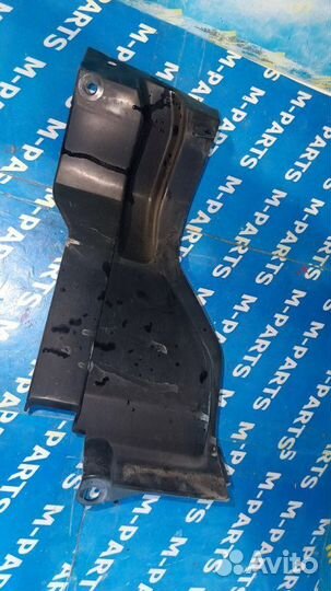 Пластик телевизора Mazda Demio DY3W DY5W 2004