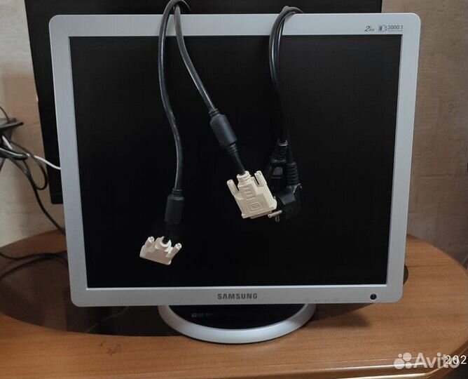 Монитор Samaung 19