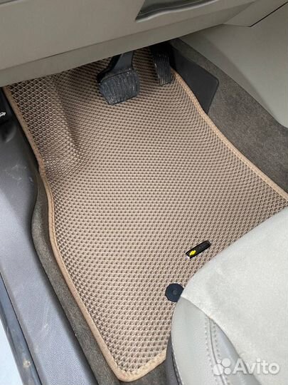Коврики eva в машину с бортами и без 3d