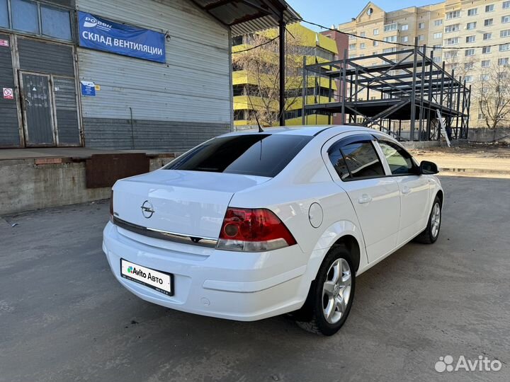 Opel Astra 1.6 МТ, 2014, 208 300 км