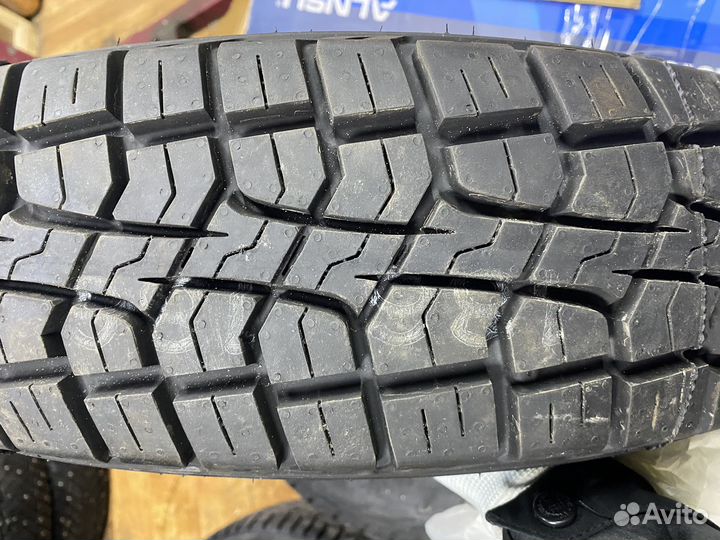 Pirelli Scorpion ATR 185/75 R16