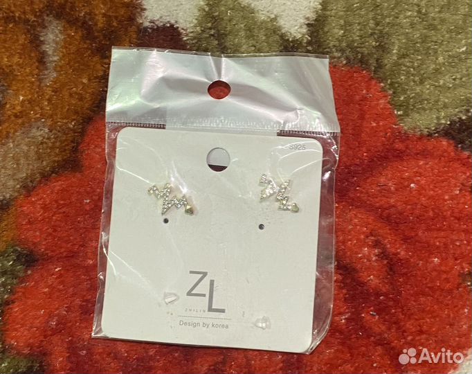 Серьги бижутерия