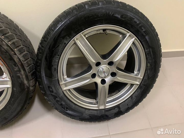 Комплект зимних колес r17