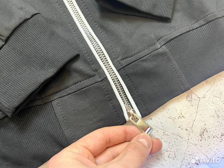 Спортивные костюмы Tommy Hilfiger