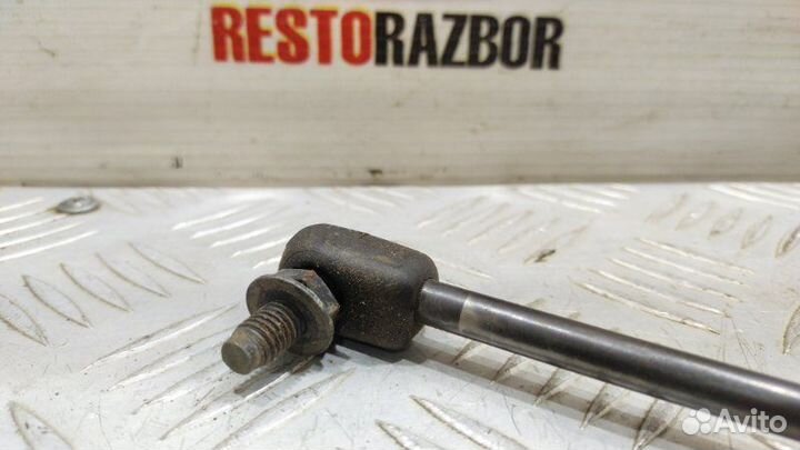 Амортизатор капота Audi A8 D3/Д3 BFM 2006