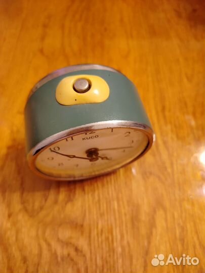 Часы будильник СССР