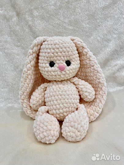 Вязаная игрушка, плюшевая игрушка, зайка