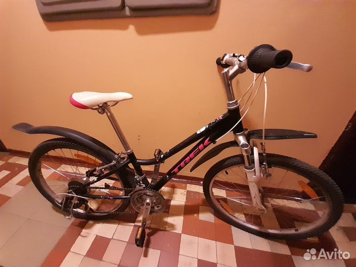 Велосипед trek MT 220 Girl's