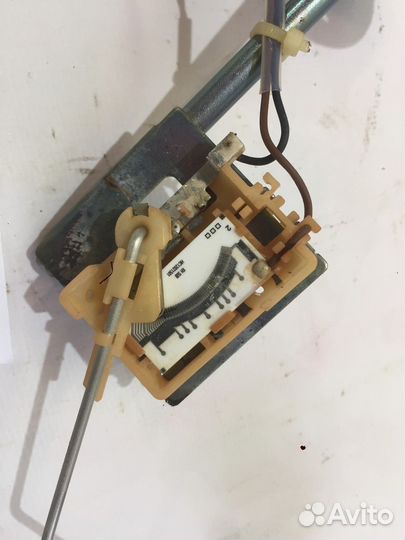 Датчик уровня топлива (Kia Quoris)