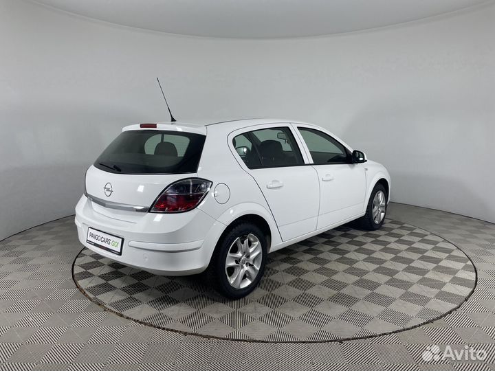 Opel Astra 1.6 МТ, 2013, 97 583 км